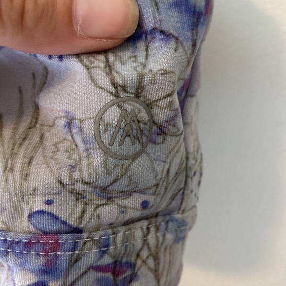 Floral Sports Bra, Size M, Cute Braid Back Detail, Great Condition - Picture 5 of 7